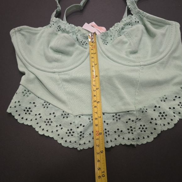 Bundle Of Tops - Picture 4 of 14